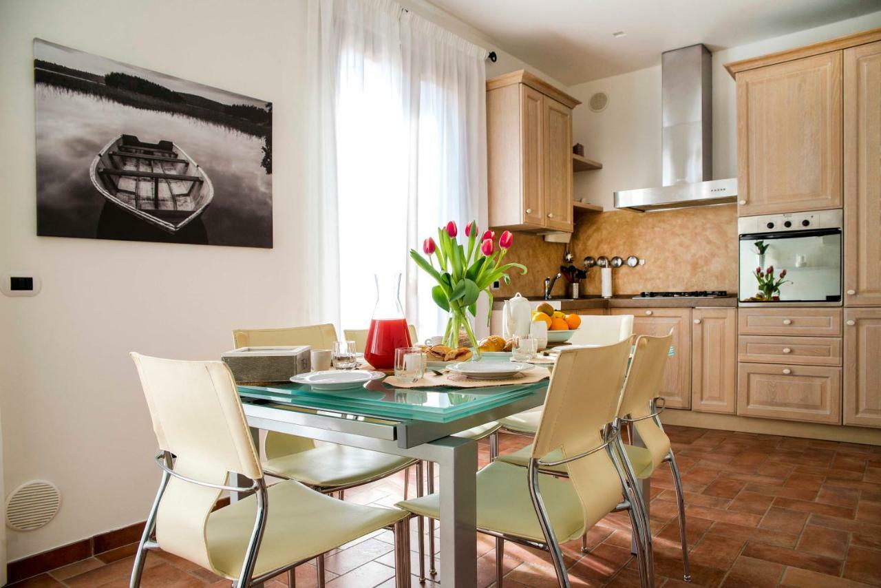 Casa Il Glicine A Due Passi Dal Centro Appartement Siena Buitenkant foto